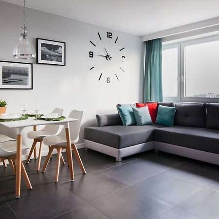 Apartment River Front, Great View From 14Th Floor, Next To Pge Narodowy Stadium, Torwar - By Warsawskyline Apartments Dış mekan fotoğraf